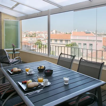 Bright And Cosy With Terrace, Graca District Apartamento *