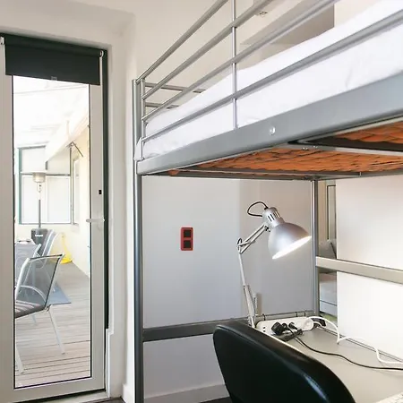 Bright And Cosy With Terrace, Graca District Appartement *